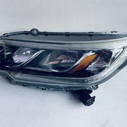 2015-2016 HONDA CR-V LEFT DRIVER SIDE HEADLIGHT HALOGEN WITH LED OEM