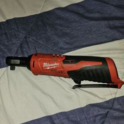 M12 3/8 Rachet Milwaukee