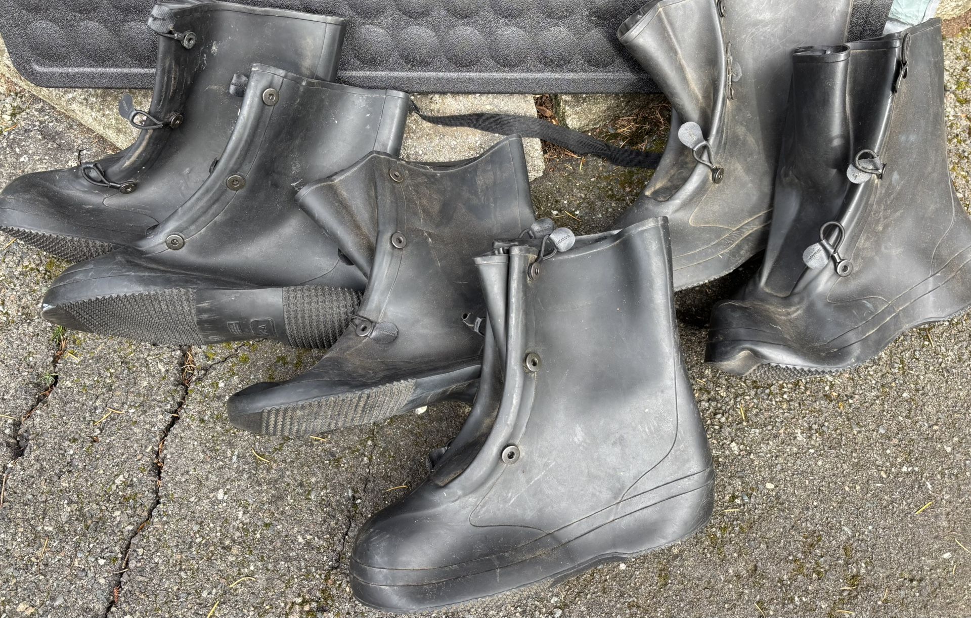 Military Surplus Rubber Overboots Rain boots
