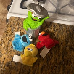 Oscar The Grouch / Sesame Street