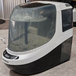 Baby Brezza Bottle Washer Pro - Baby Bottle Washer, Sterilizer + Dryer  Very lightly used comes with box!   Automatically washes, sterilizes & dries b