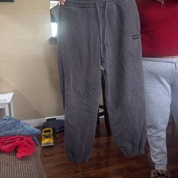 Men’s Small Sweatpants 