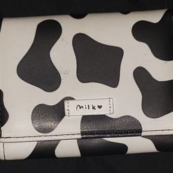 Milk Themed Wallet 