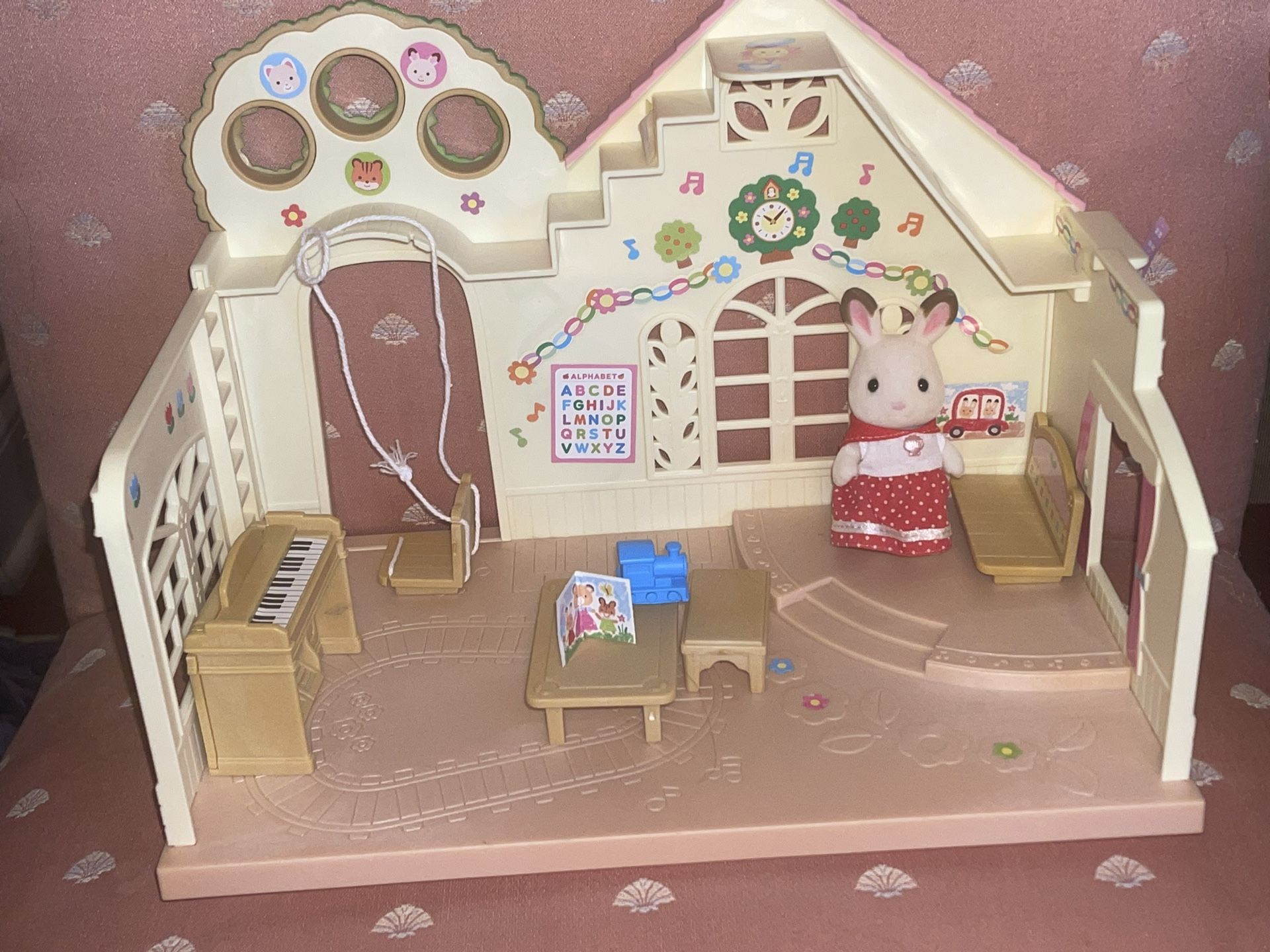 Calico Critters Forest Nursery Gift Set