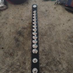 Stud Bracelet 