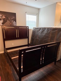 Full Size bed and box spring