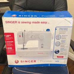 Singer Sewing Machine Model 1409