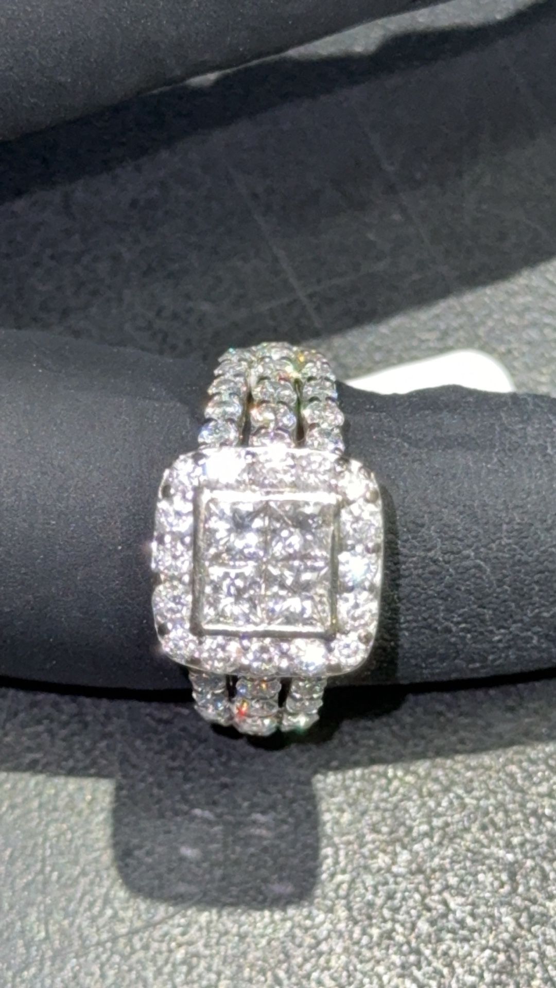 14k white gold ring with 3 ctw in Diamonds 840409-1
