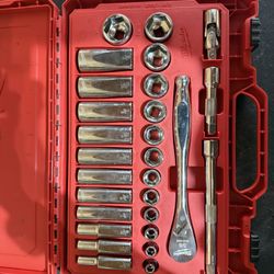 Milwaukee 3/8 Drive SAE Socket Set