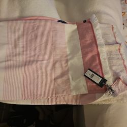 2 Vineyrd Vines Throws New Pet Dmk Free