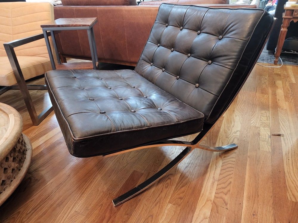 Real Leather Barcelona Chair In Great Condition