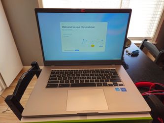 Samsung Chromebook 4+ (15.6") 64gb storage - Good Condition, includes Charger