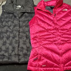 Womens Size Medium Authentic Northface Vest Lot