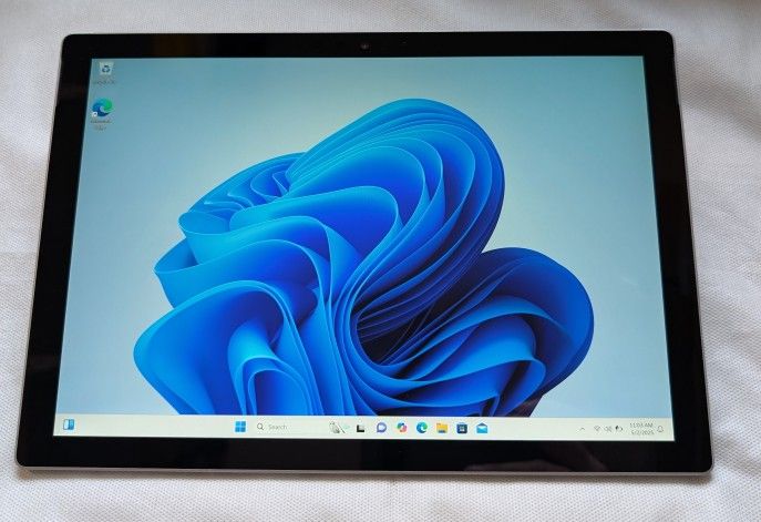 NICE MICROSOFT SURFACE PRO 6 WINDOWS TABLET i5 Processor
