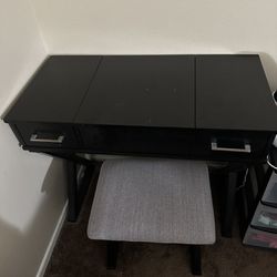 Vanity Desk with Chair