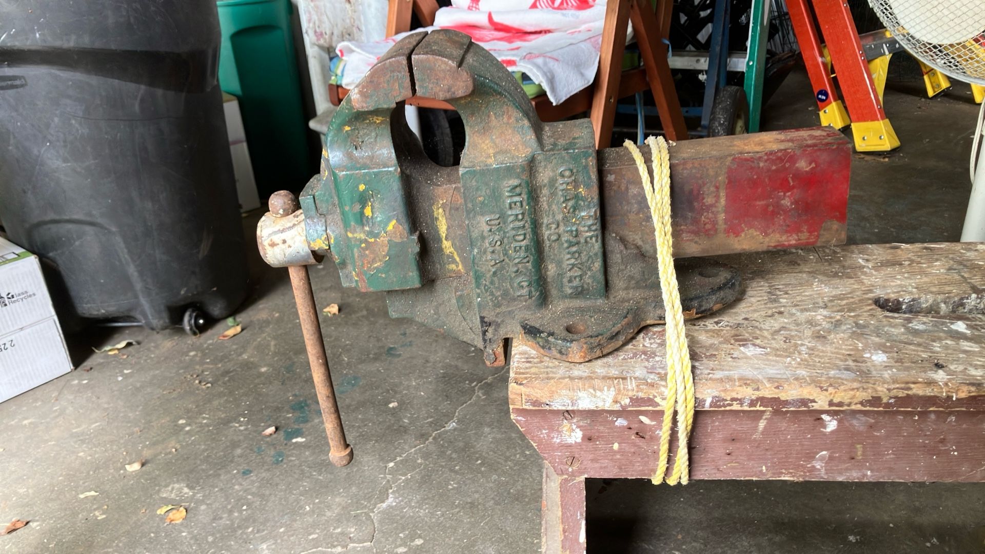 Antique Table Mounted Vice