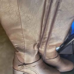 New Women's Wide Calf Brown Boots