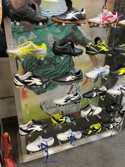 Nuevos Zapatos de piel para futbol soccer marca Concord