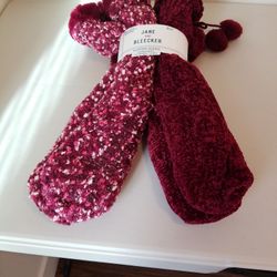 BURGANDY PATTERN  SLIPPER SOCKS
