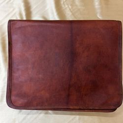 NWT Aaron Leather Messenger Bag 