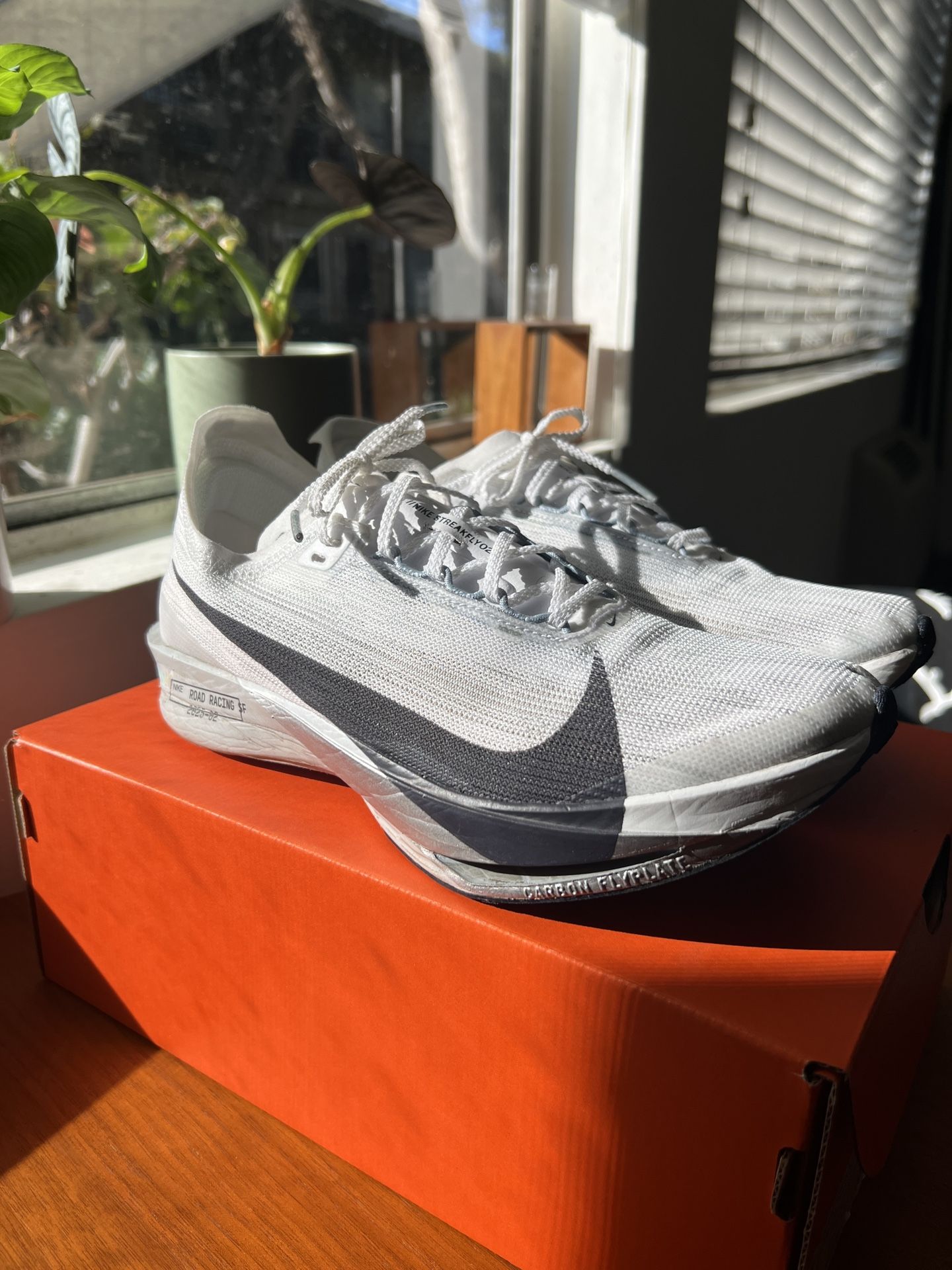 Nike ZoomX Streakfly 2 (White Obsidian Mist) - Size M 8 / W 9.5