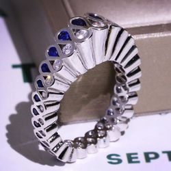 Color Twist Stacked Multi-layer Two Tone White Blue Rhinestone Ring Size 7-8