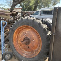 Old John Deer Tractor