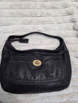 Coach black leather shoulder bag