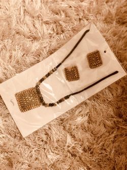 Gold plated necklace set