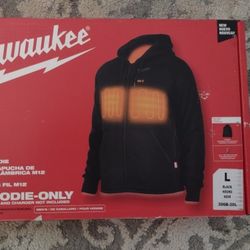 Milwaukee Men's large Heated Hoodie Jacket 