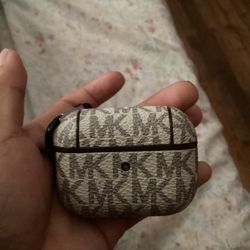 AirPods Pro 2 With Michael Kors Case