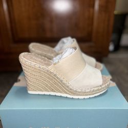 BRAND NEW SUMMER WEDGES 