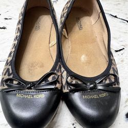 MICHAEL KORS Girls Matisse Black & Tan Shoes