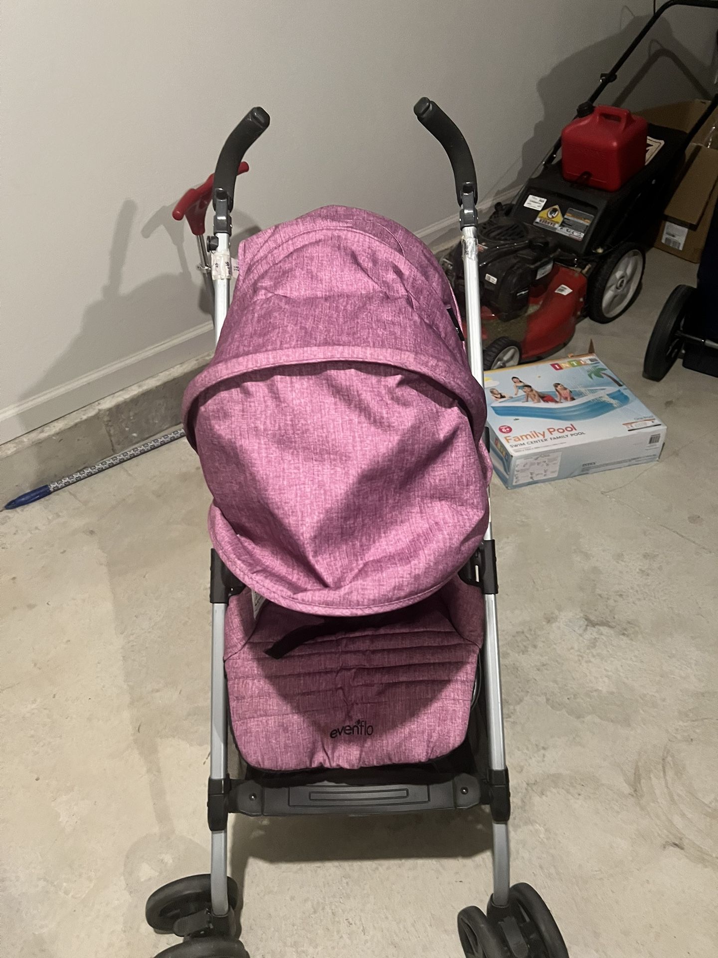 summer infant bath and shower by Ingenuity™: Show Price The Deluxe Baby Bather Schwinn Occ New Schwinn Color:DRK Dark Smoke