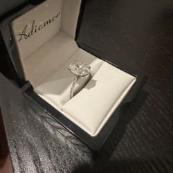 3.80 Carat Oval Lab Diamond Ring — IGI Certified — G/VS2 — Stunning