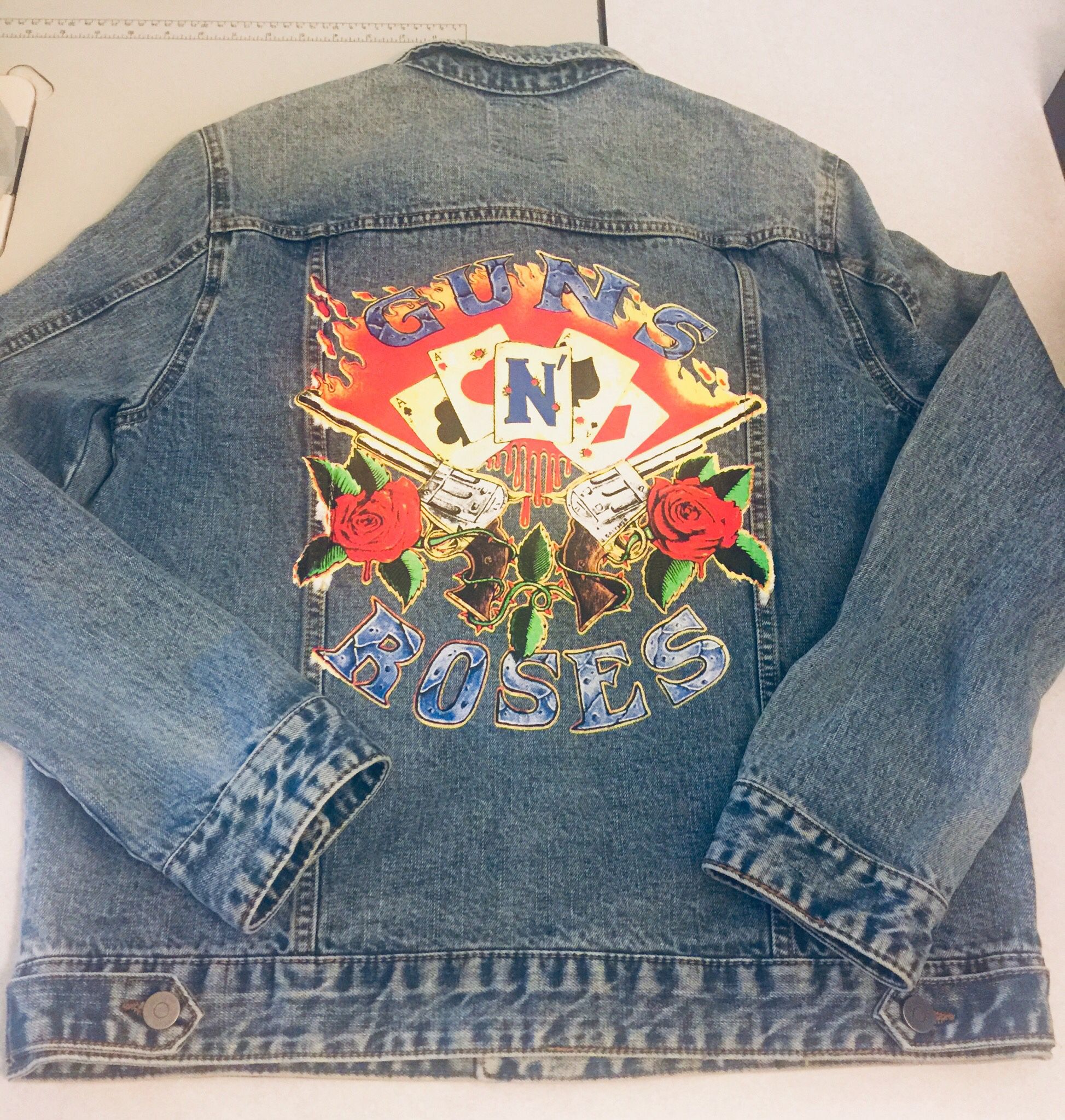 Vintage Guns & Roses Denim Jacket!