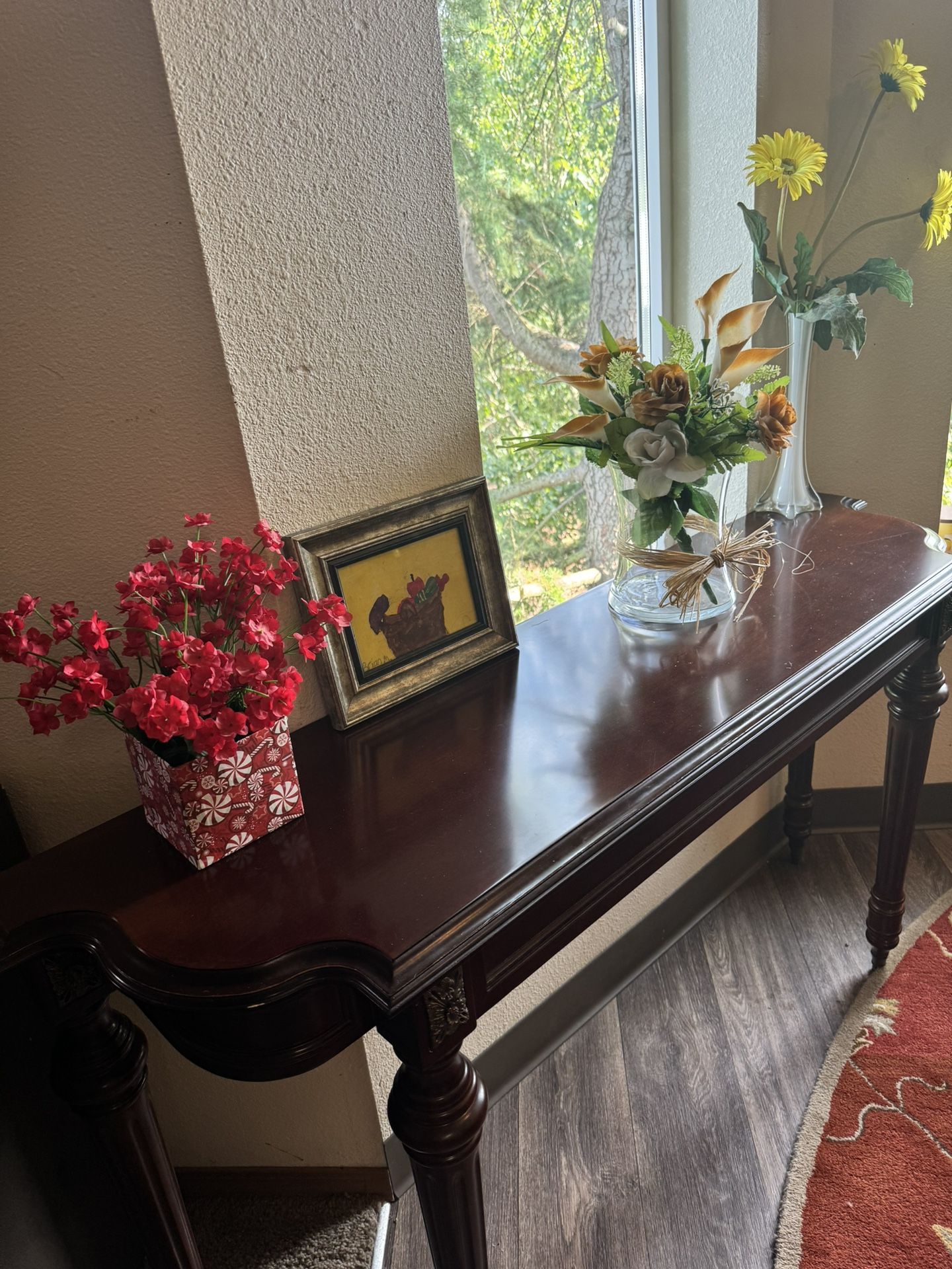 Decoration Table 