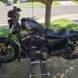 2017 Harley-Davidson Iron 883