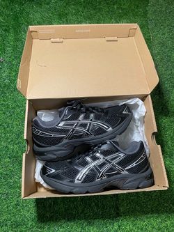 Asics gel 1130 ‘pure black silver’ size 8 men