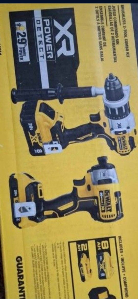 Brand New Dewalt 20v Xr Brushless 3-Speed Hammer Drill And Impact Driver Combo Set Sealed Box