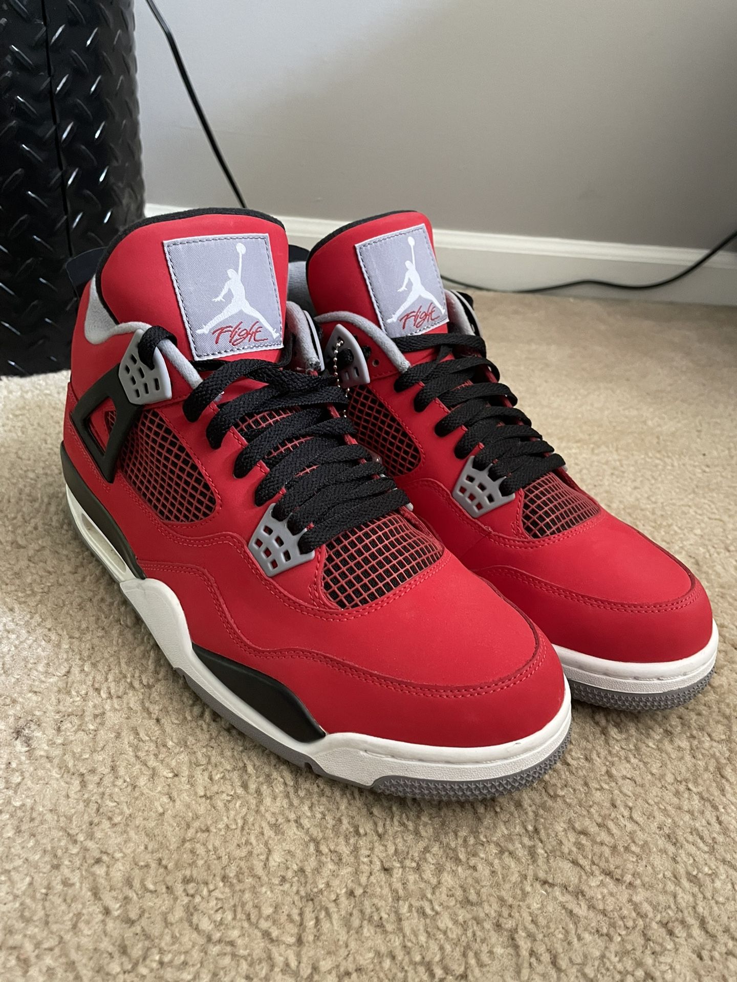 Jordan 4 Toro Bravo Size 12 - laplaya.ma