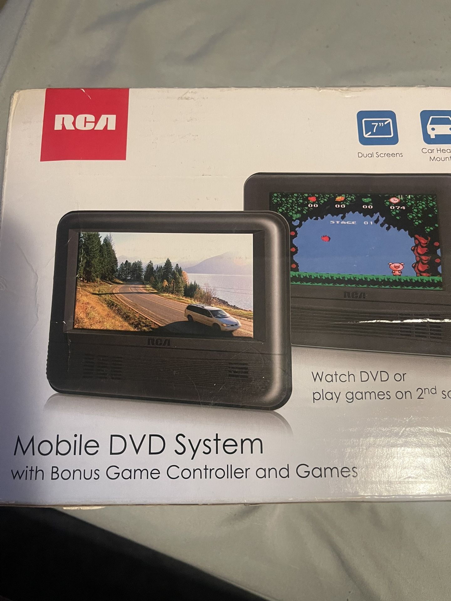 Car DVD Player With 2 Screens 