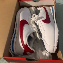 NIKE CORTEZ kids Size 4.5 Youth