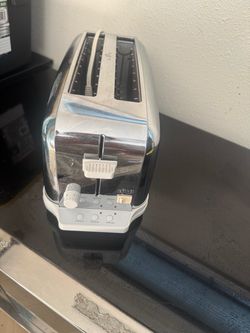 4-Slice Chrome Toaster with Cancel Reheat Defrost