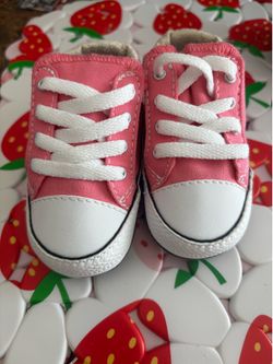 Converse crib shoes