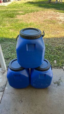 Blue 13Gal/50L Plastic Storage Barrels with Lids – Set of 3