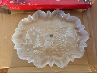 Mikasa Christmas story oval canapé 17 1/4”