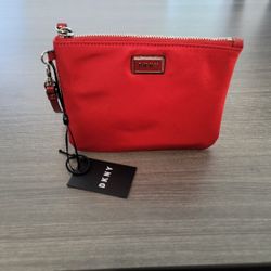 DKNY Womens Wristlet