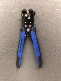 Klein Tools 11061 Self-Adjusting Wire Stripper and Cutter