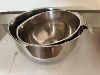 Stainless Steel Mixing Bowls with Pour Spout – Set of 2
